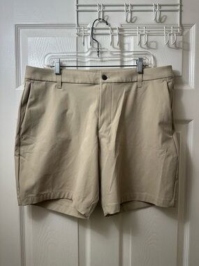 Lululemon MensCommission Shorts Size 36